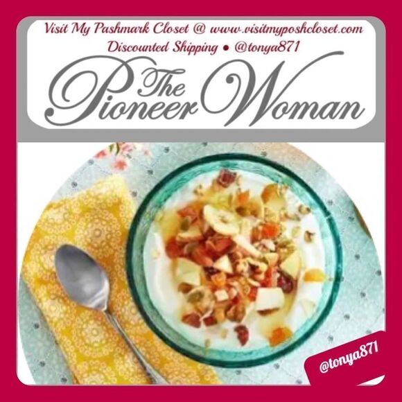 🦋 New Pioneer Woman Cassie Teal Glass Cereal Bowl, Qty 1 - Picture 1 of 5